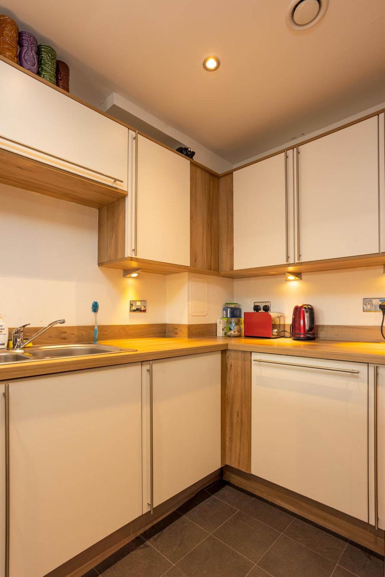 Comfy 2 Bedroom Apartment Near Edinburgh City Centre 外观 照片